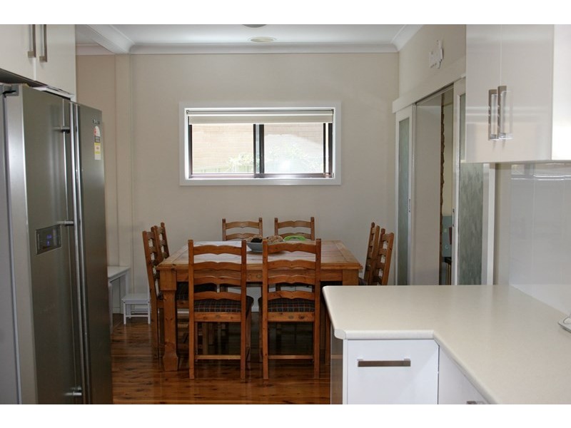 33 Marama Parade, Wagga Wagga NSW 2650