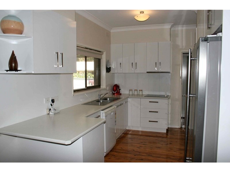 33 Marama Parade, Wagga Wagga NSW 2650