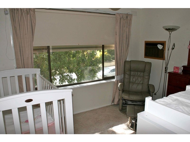 33 Marama Parade, Wagga Wagga NSW 2650