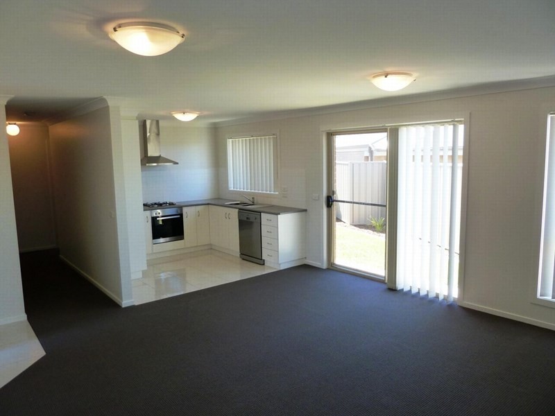 4/10 Mirrul Street, Wagga Wagga NSW 2650