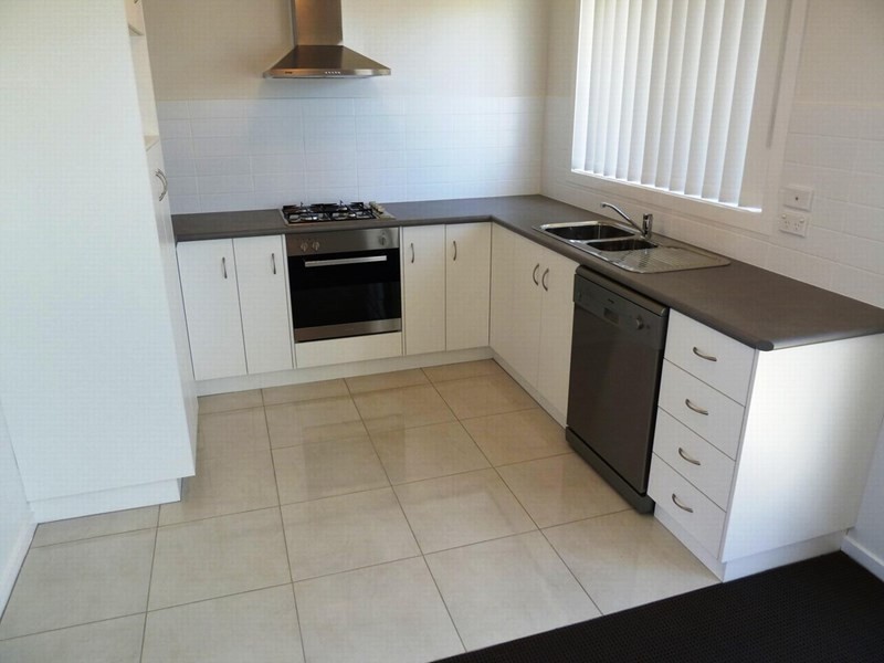 4/10 Mirrul Street, Wagga Wagga NSW 2650