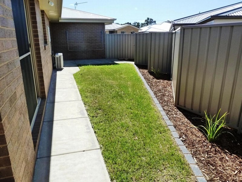 4/10 Mirrul Street, Wagga Wagga NSW 2650