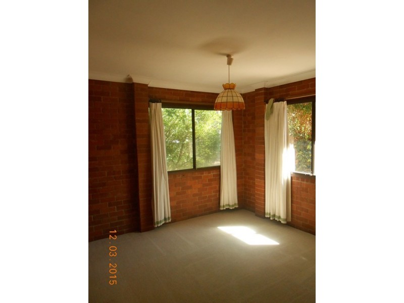 2/58 Pugsley Avenue, Wagga Wagga NSW 2650