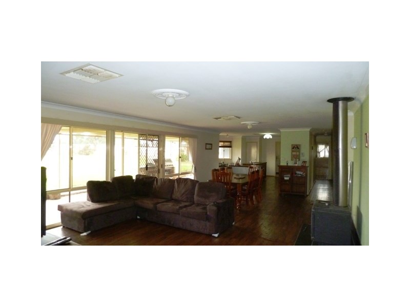 60 Cleek Street, Currawarna NSW 2650