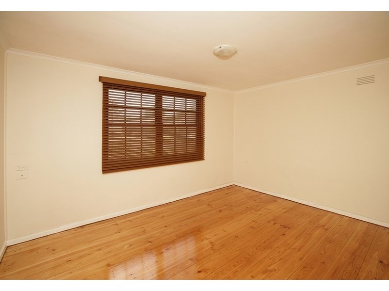 14 Chifley Crescent, Kooringal NSW 2650