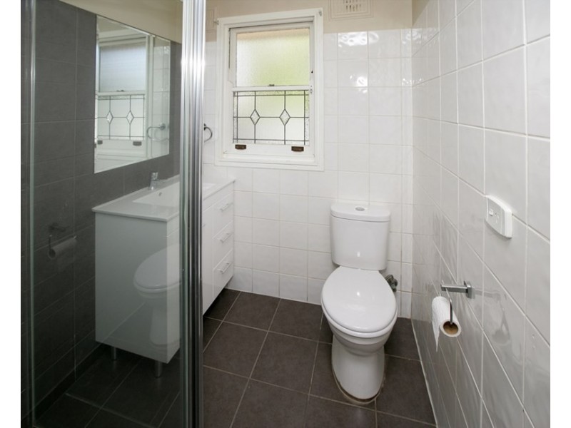 14 Chifley Crescent, Kooringal NSW 2650