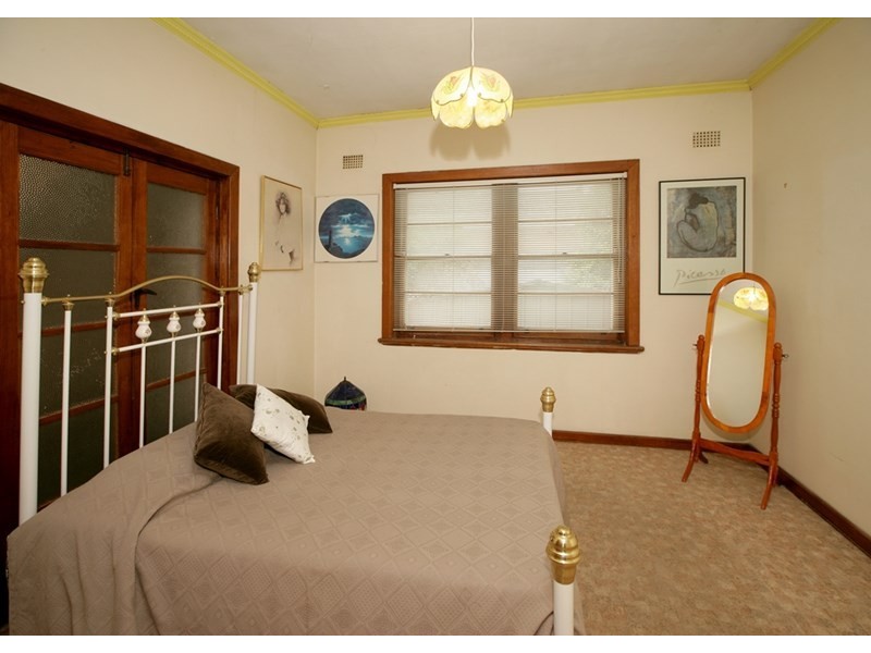 42 Slocum Street, Wagga Wagga NSW 2650