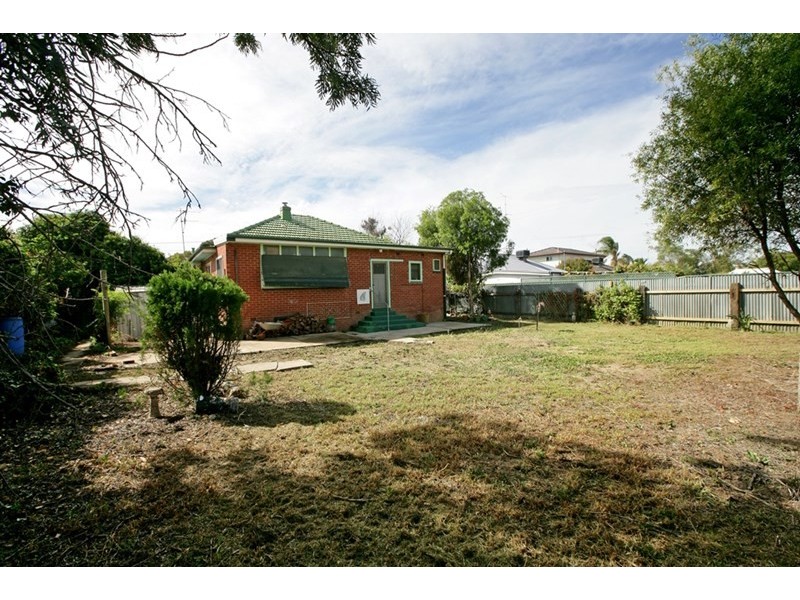 42 Slocum Street, Wagga Wagga NSW 2650