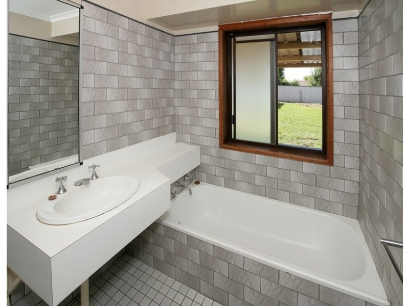 10 Gutler Avenue, Uranquinty NSW 2652