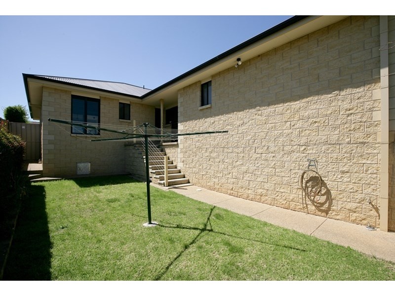 68 Tamar Drive, Tatton NSW 2650