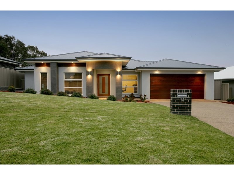 14 Durack Circuit, Boorooma NSW 2650