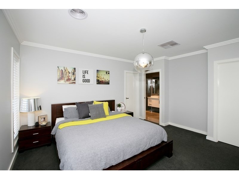 14 Durack Circuit, Boorooma NSW 2650