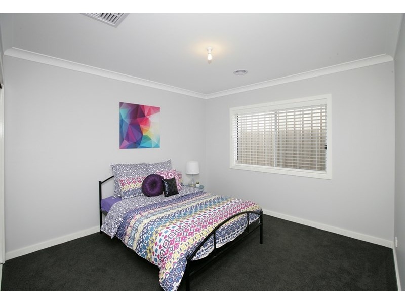 14 Durack Circuit, Boorooma NSW 2650