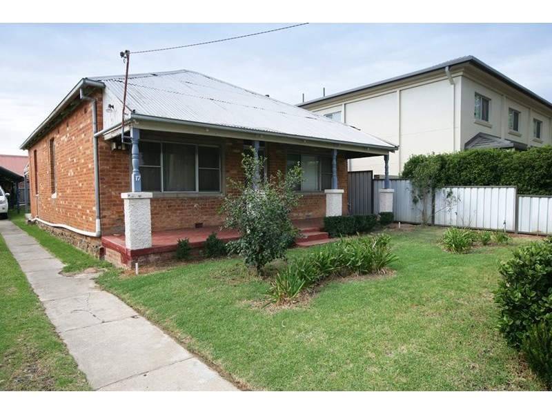17 Morgan Street, Wagga Wagga NSW 2650