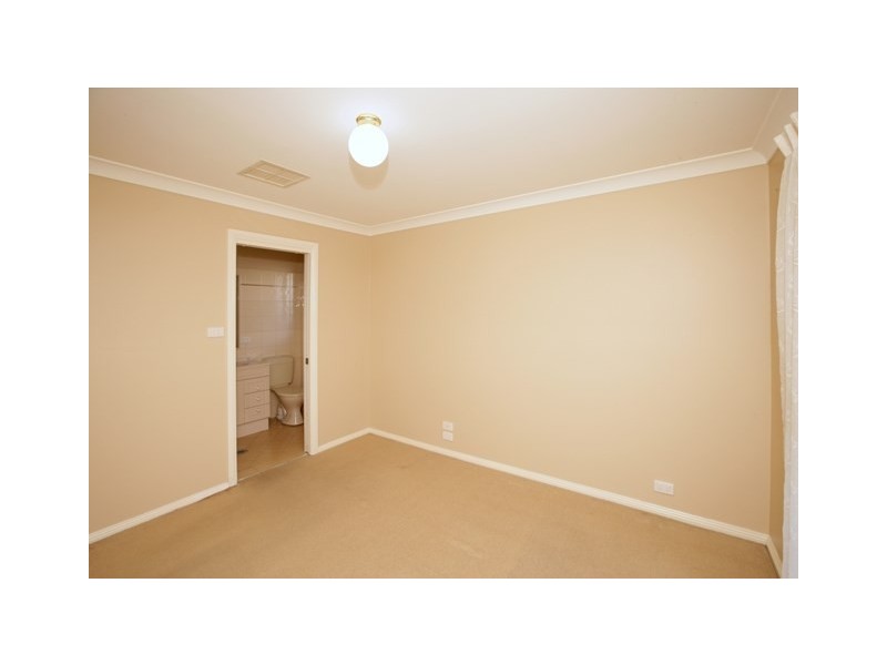5/36 Stirling Boulevard, Wagga Wagga NSW 2650
