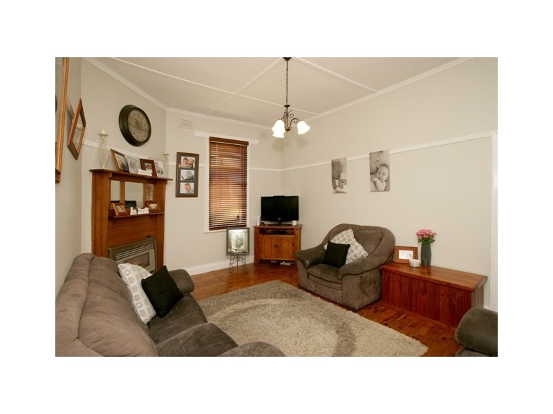 44 Meurant Avenue, Wagga Wagga NSW 2650