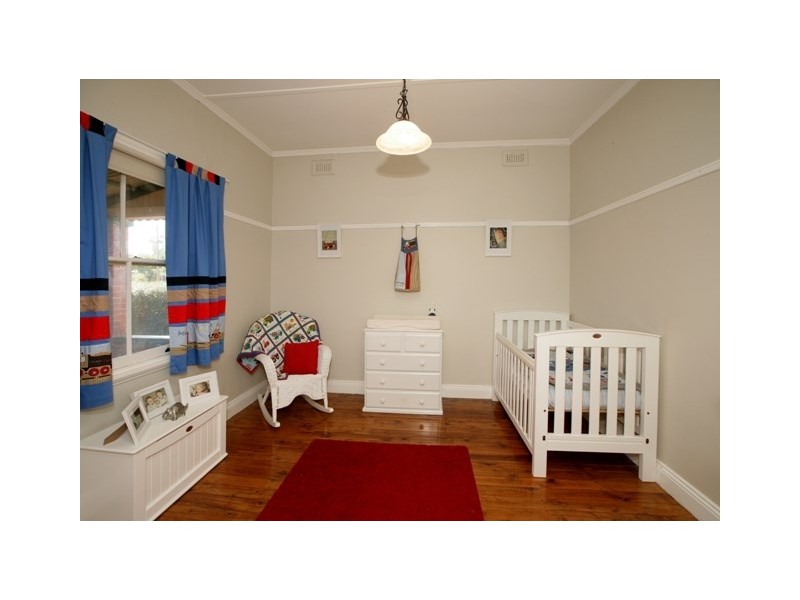 44 Meurant Avenue, Wagga Wagga NSW 2650