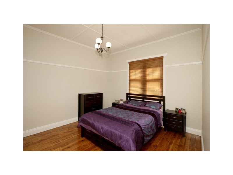 44 Meurant Avenue, Wagga Wagga NSW 2650