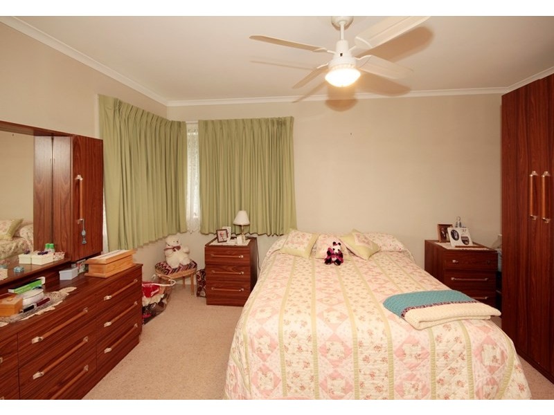 21 Huthwaite Street, Mount Austin NSW 2650