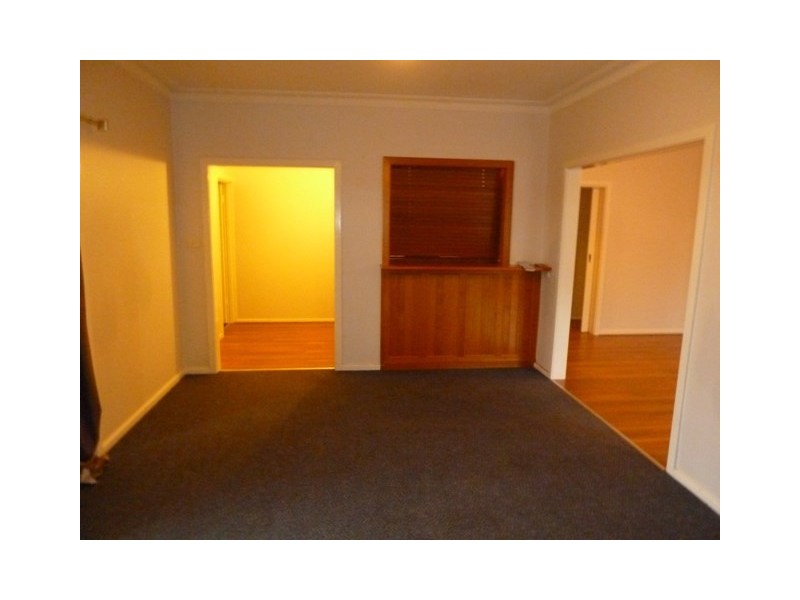 49 Northcott Parade, Wagga Wagga NSW 2650
