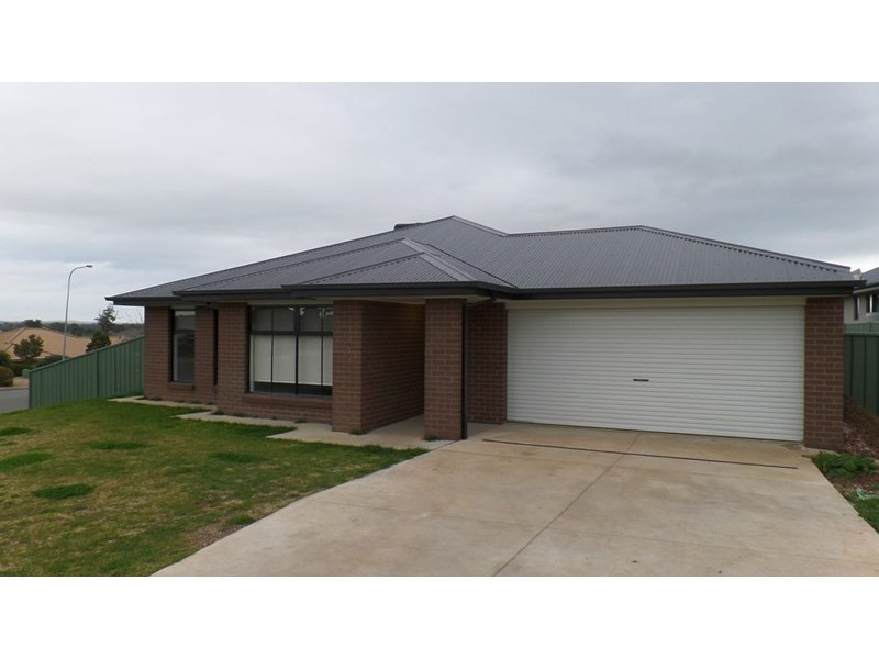 27 Melaleuca Drive, Forest Hill NSW 2651