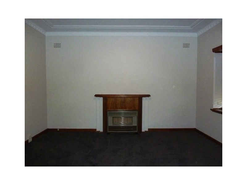 42 Slocum Street, Wagga Wagga NSW 2650