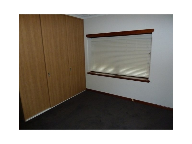 42 Slocum Street, Wagga Wagga NSW 2650