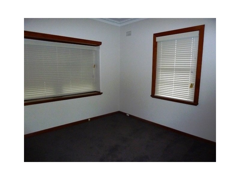 42 Slocum Street, Wagga Wagga NSW 2650