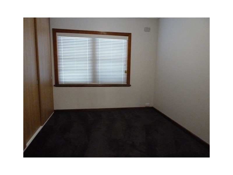 42 Slocum Street, Wagga Wagga NSW 2650