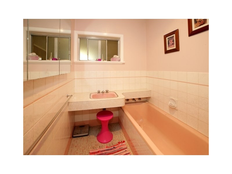 32 Walteela Avenue, Wagga Wagga NSW 2650