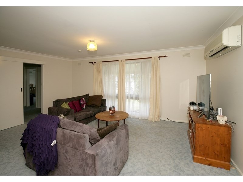 17 Tinga Crescent, Wagga Wagga NSW 2650