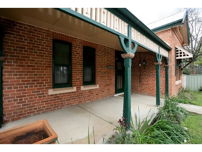 66 The Esplanade, Wagga Wagga NSW 2650