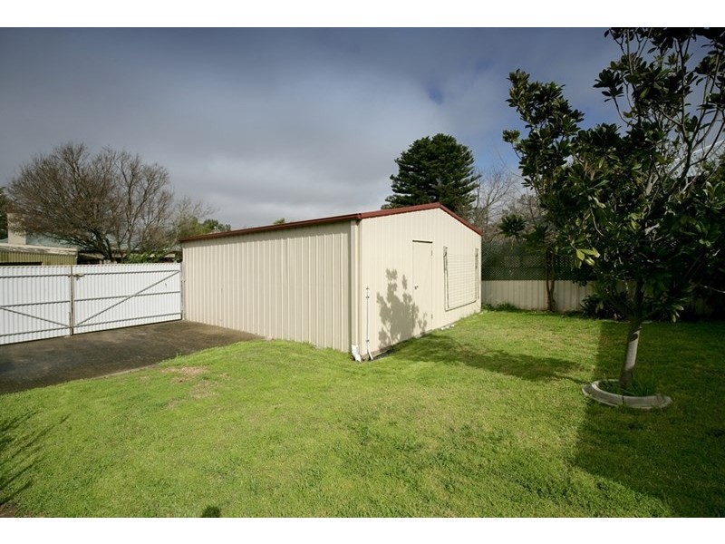 66 The Esplanade, Wagga Wagga NSW 2650