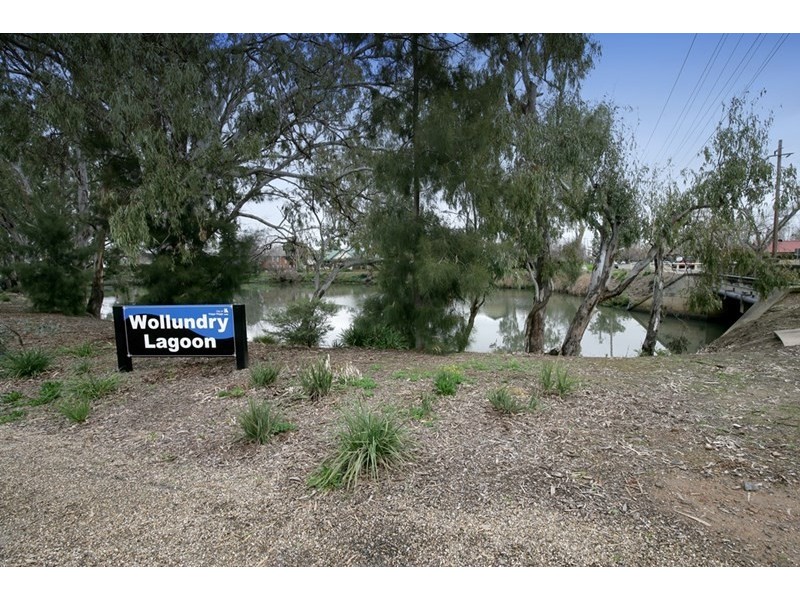 66 The Esplanade, Wagga Wagga NSW 2650