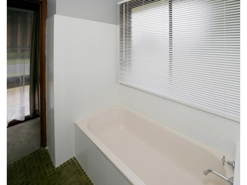 80 Vincent Road, Wagga Wagga NSW 2650