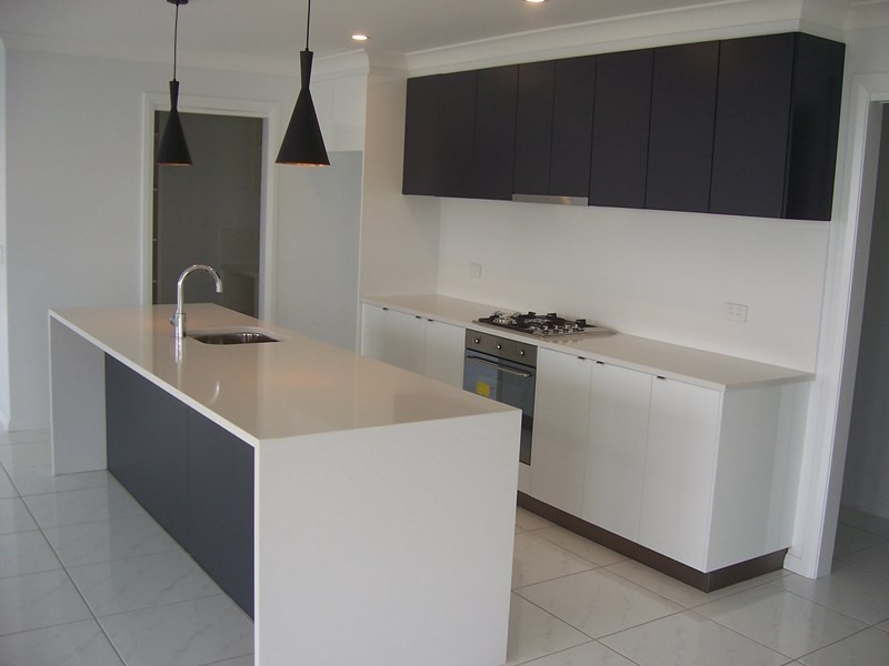 26 Brownlow Drive, Wagga Wagga NSW 2650