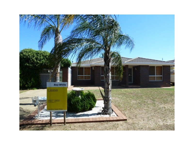 17 Sackville Drive, Forest Hill NSW 2651