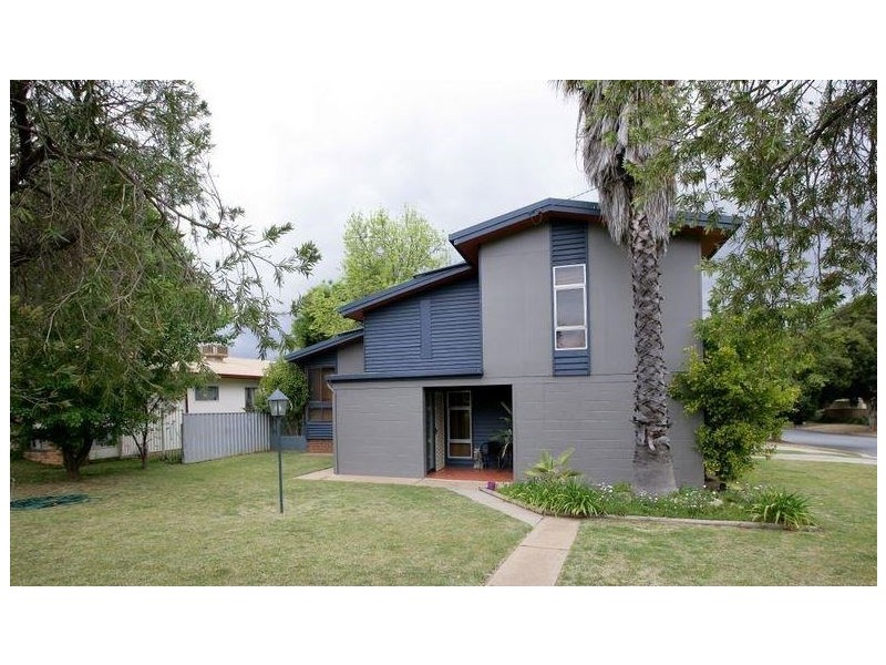 29 Cutler Avenue, Wagga Wagga NSW 2650