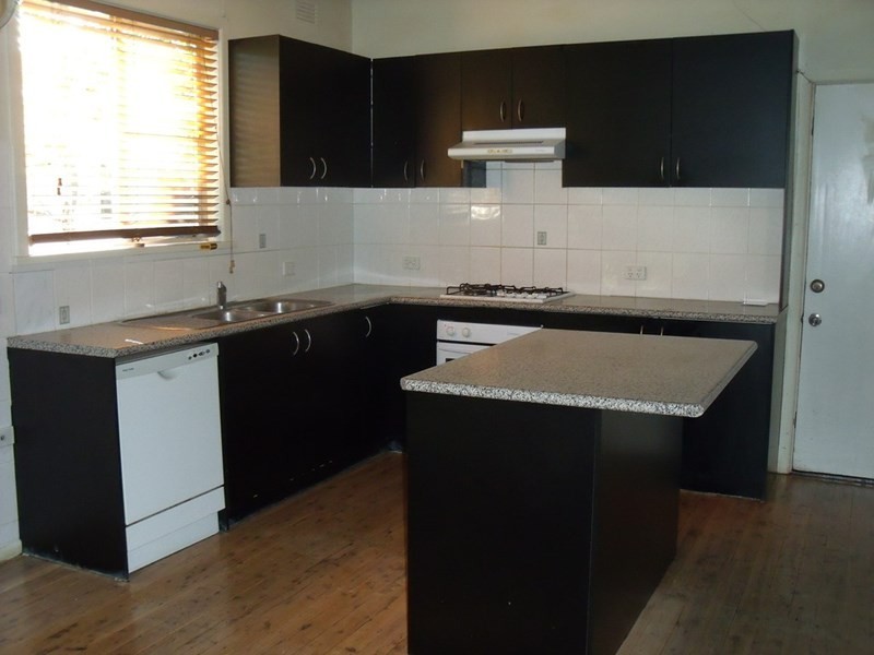 29 Cutler Avenue, Wagga Wagga NSW 2650