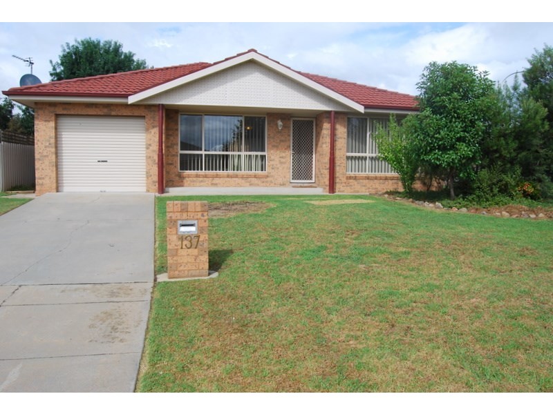1/137 Undurra Drive, Wagga Wagga NSW 2650
