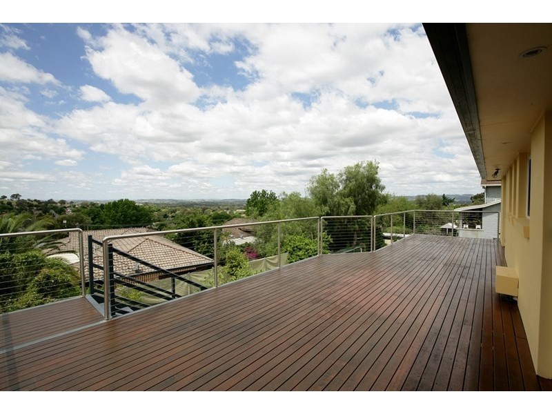 3 Andrews Avenue, Wagga Wagga NSW 2650
