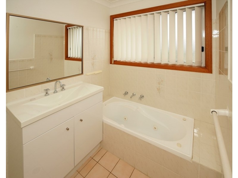 3 Andrews Avenue, Wagga Wagga NSW 2650