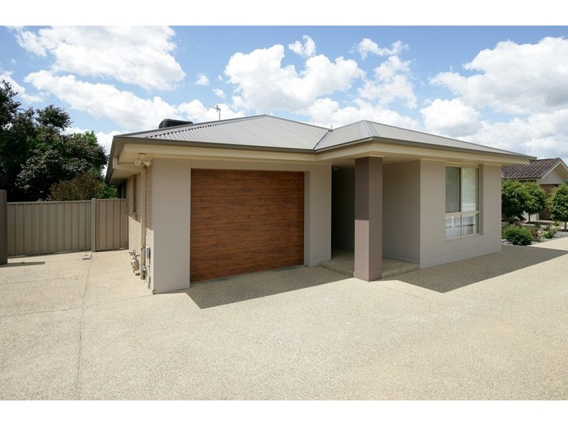 3/64 Stanley Street, Kooringal NSW 2650