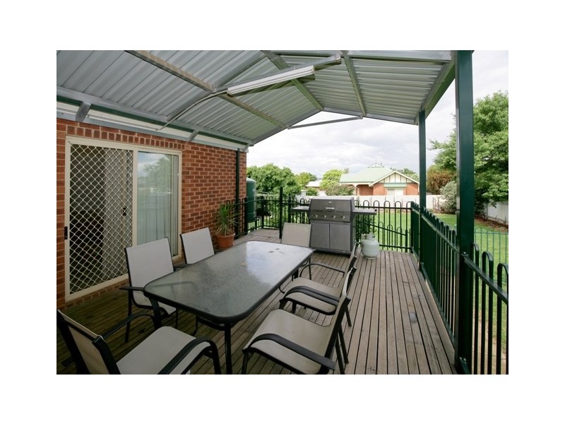 36 Gunn Drive, Wagga Wagga NSW 2650