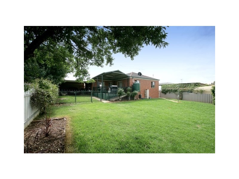 36 Gunn Drive, Wagga Wagga NSW 2650