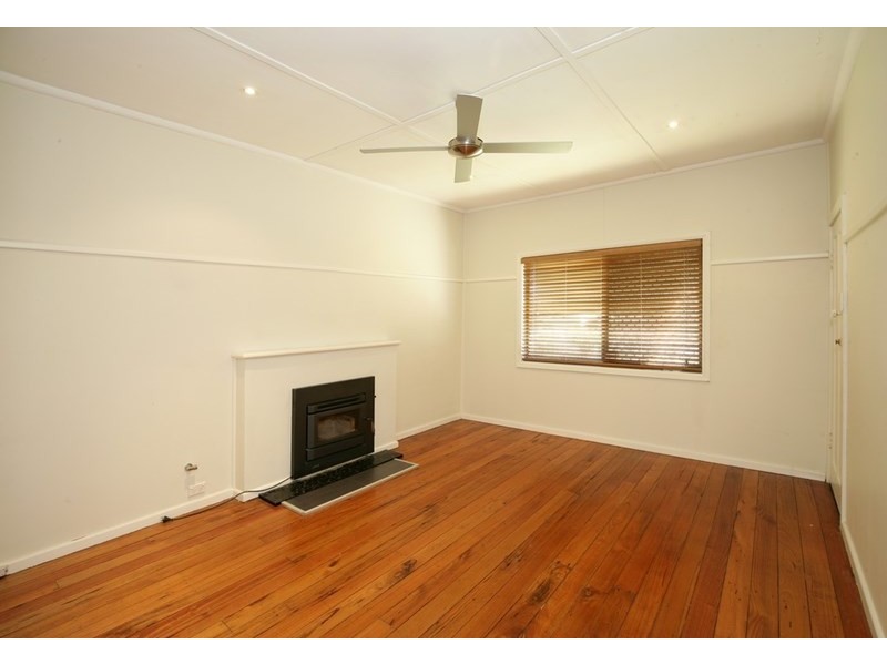 54 Gormly Avenue, Wagga Wagga NSW 2650