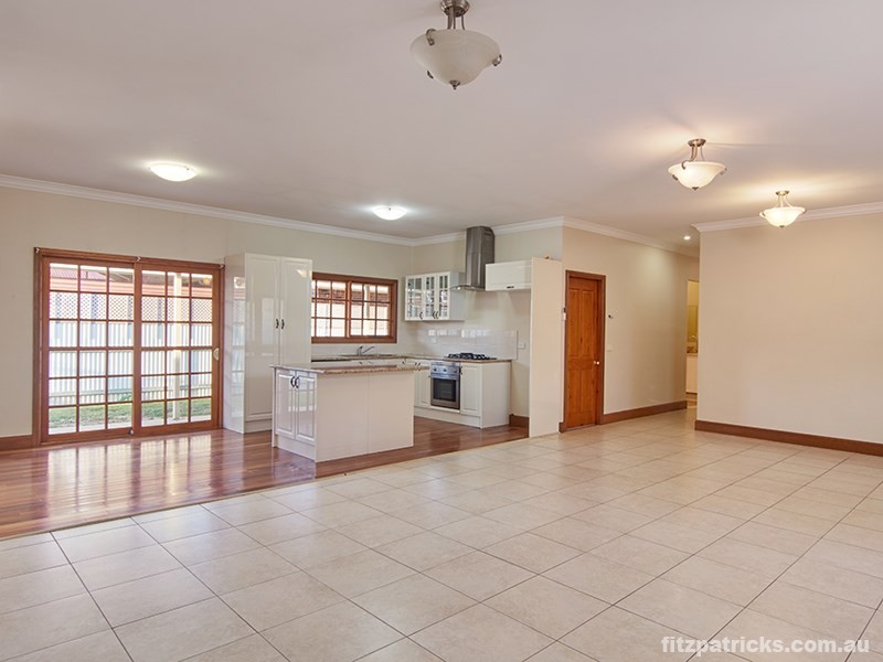 18 Rowe Street, Wagga Wagga NSW 2650