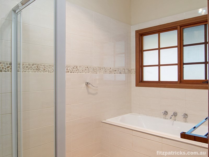 18 Rowe Street, Wagga Wagga NSW 2650