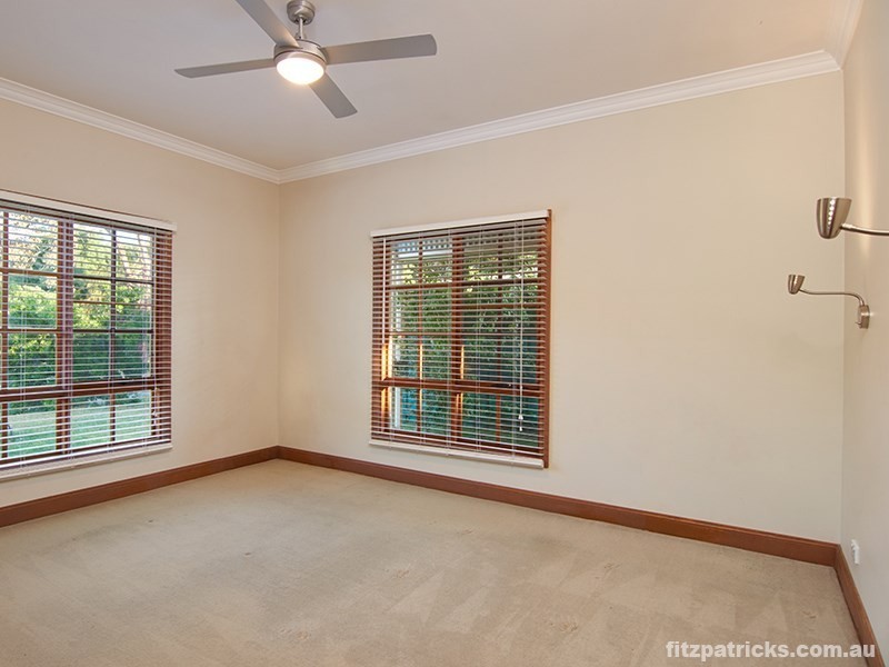 18 Rowe Street, Wagga Wagga NSW 2650