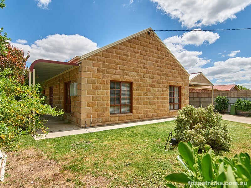 18 Rowe Street, Wagga Wagga NSW 2650